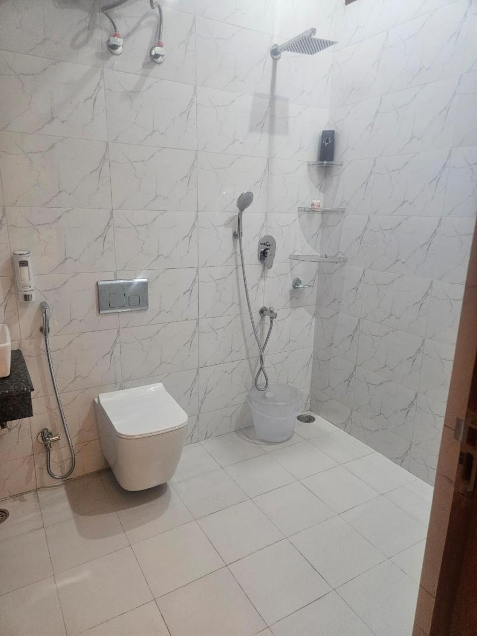 Ashirwaad 249 Panzió Greater Noida Kültér fotó