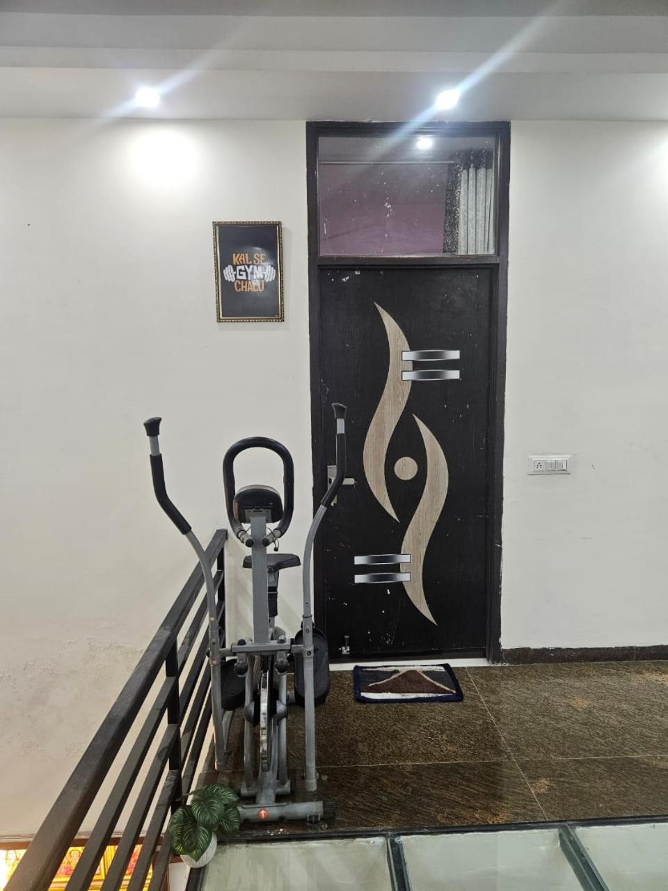 Ashirwaad 249 Panzió Greater Noida Kültér fotó